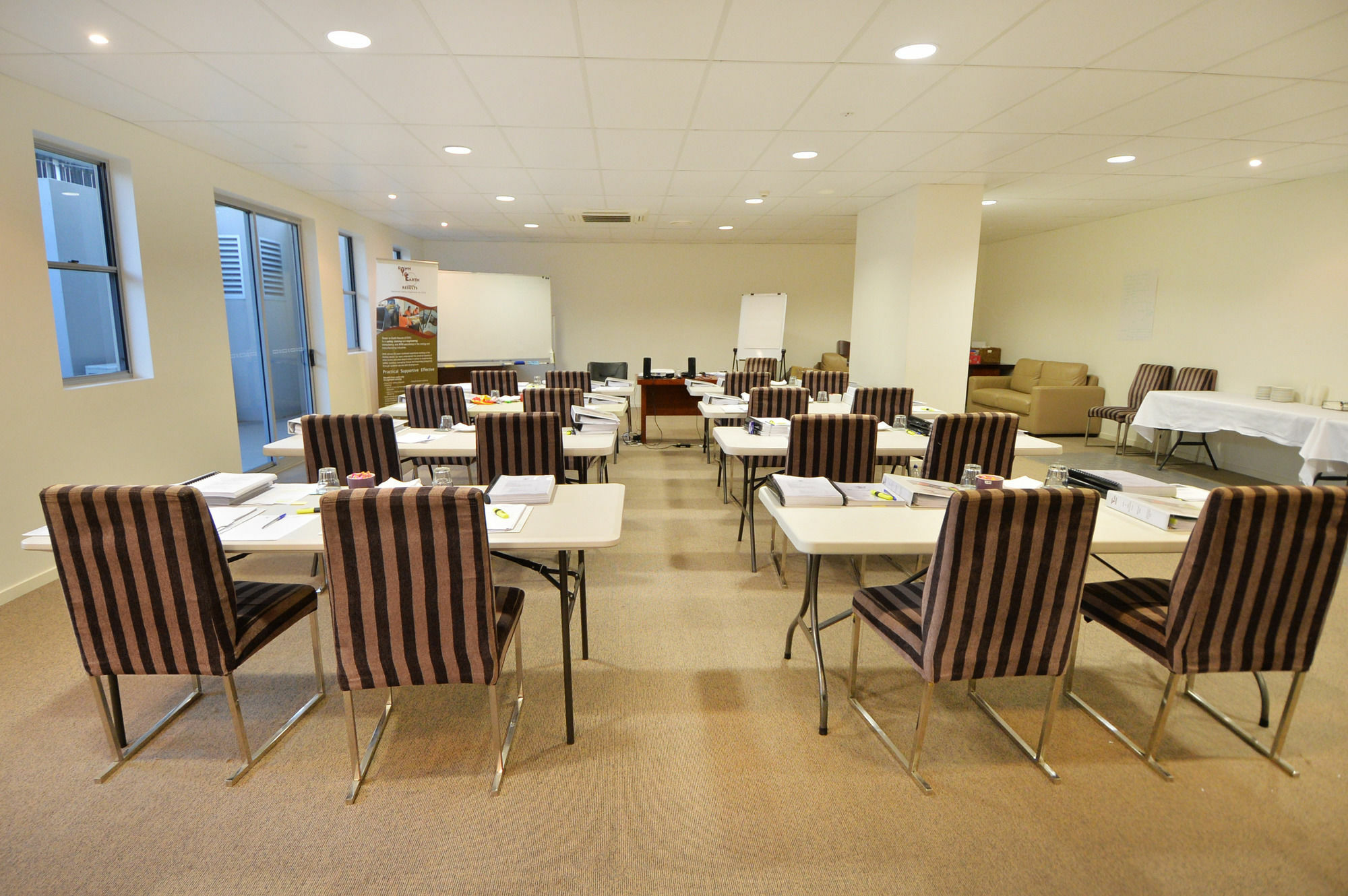 Gladstone City Central Apartment Hotel Official Exteriör bild
